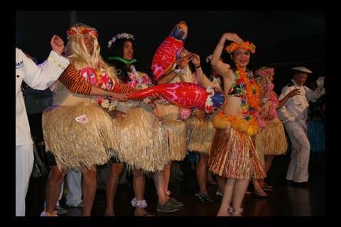 Hawaiin dancing
